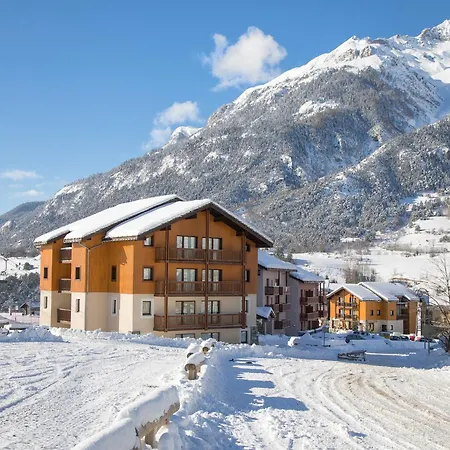 For 6 People Near River Val Cenis